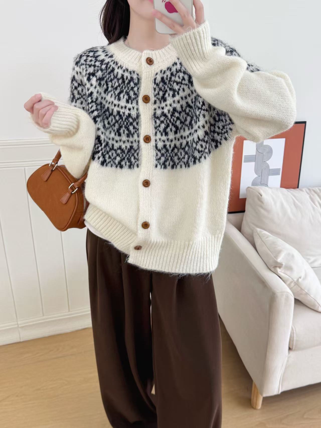 Jacquard knit sweater